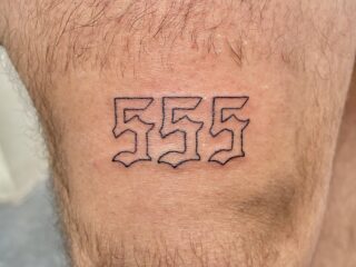 555